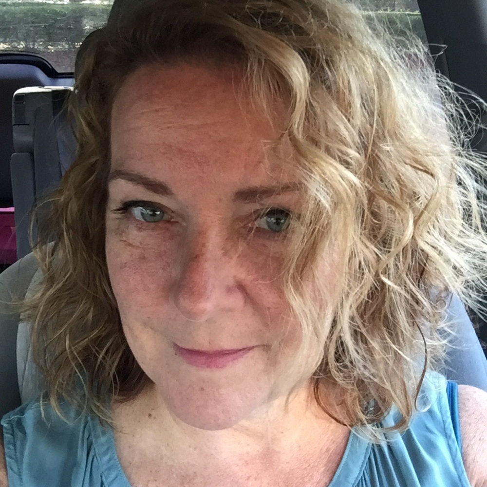 Meet your Posher, Denise